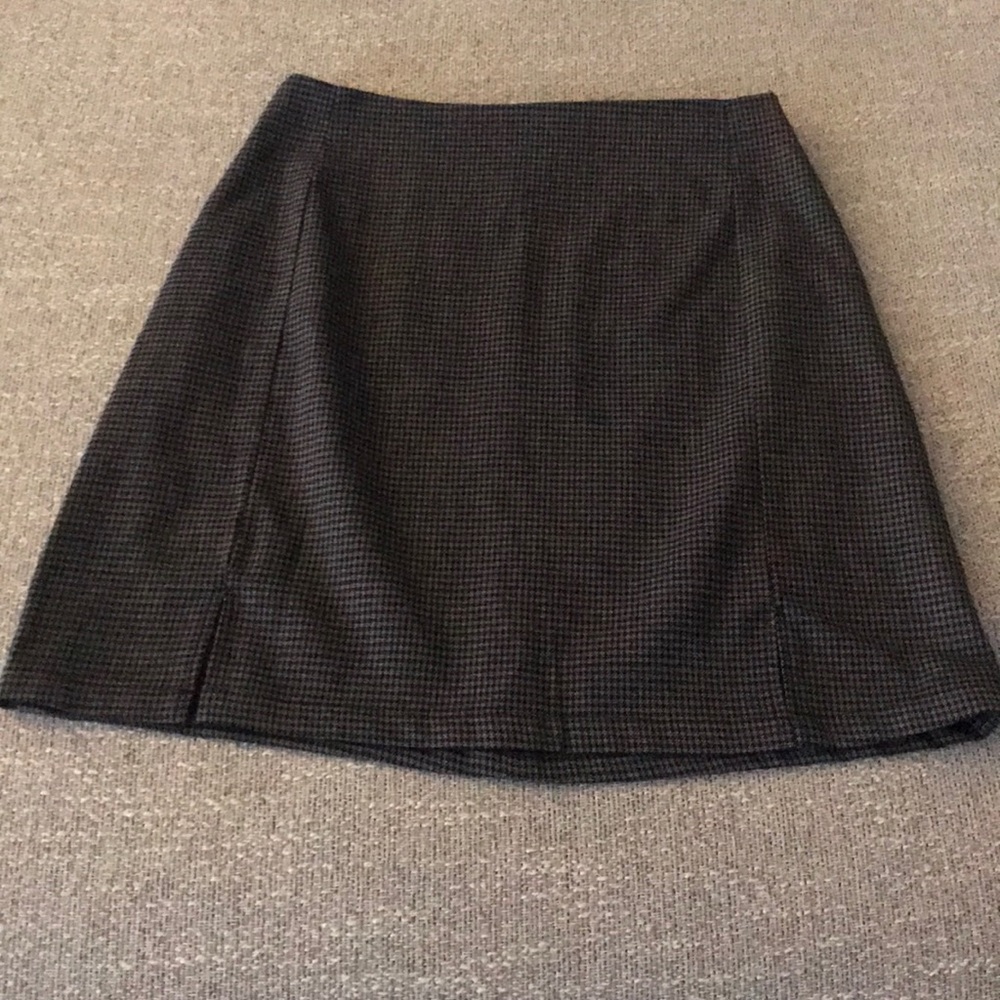 Brandy Melville Navy Houndstooth/Plaid Mini Skirt